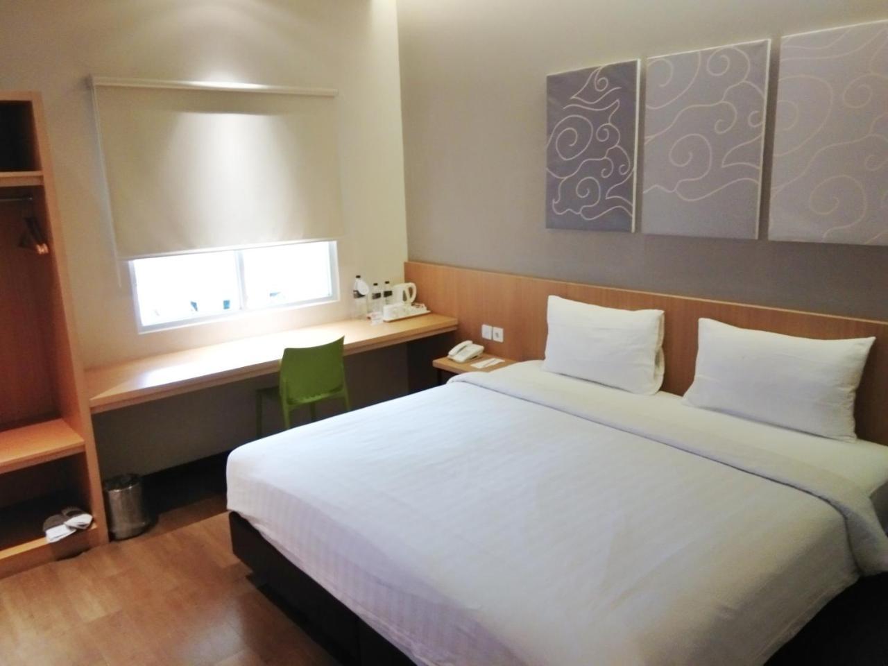 Vinotel Cirebon Buitenkant foto